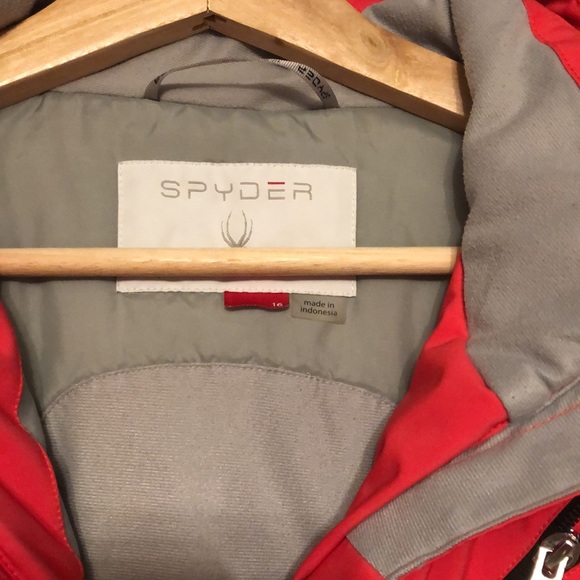 Winter ski jacket. Great condition and very warm - Picture 2 of 6